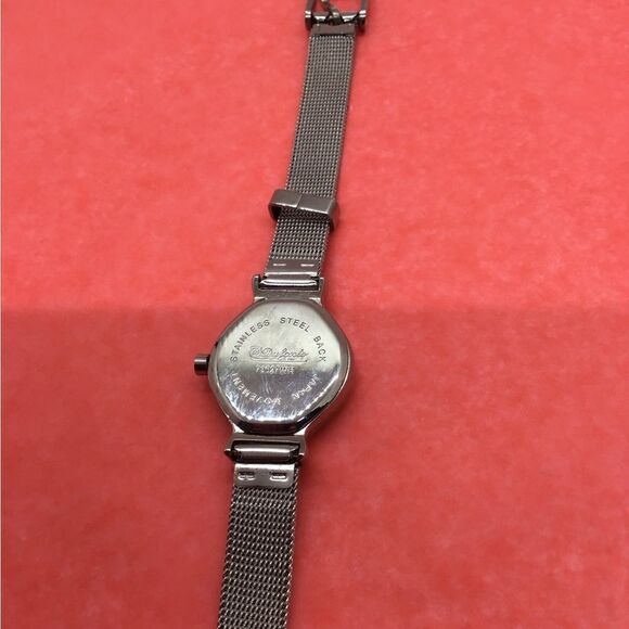 Vintage Dufonte Silver Tone Watch - Picture 5 of 6